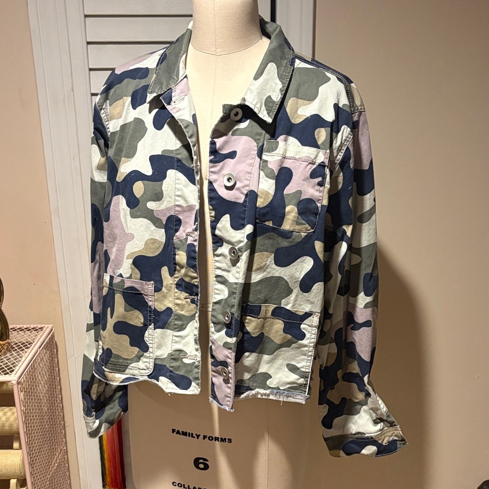 Tribal Jeans Camo cropped lightweight jacket